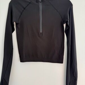Lululemon Long Sleeve Athletic Top